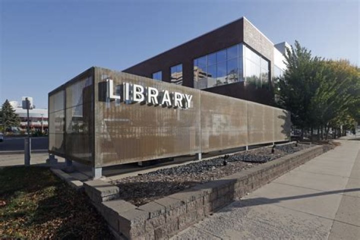Are Fargo libraries open?