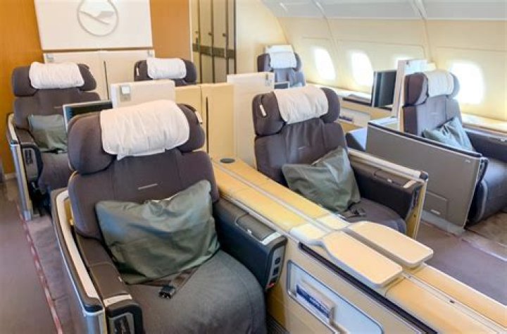 Are Lufthansa seats comfortable?