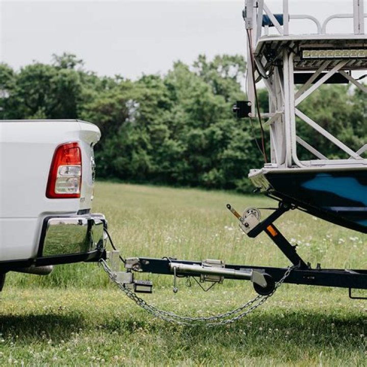 Are there any dealers that sell trailer hitches?