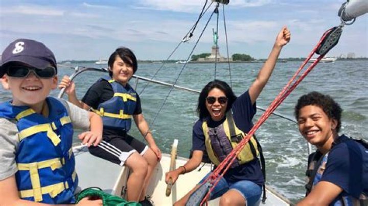 Are there summer camps in NYC?