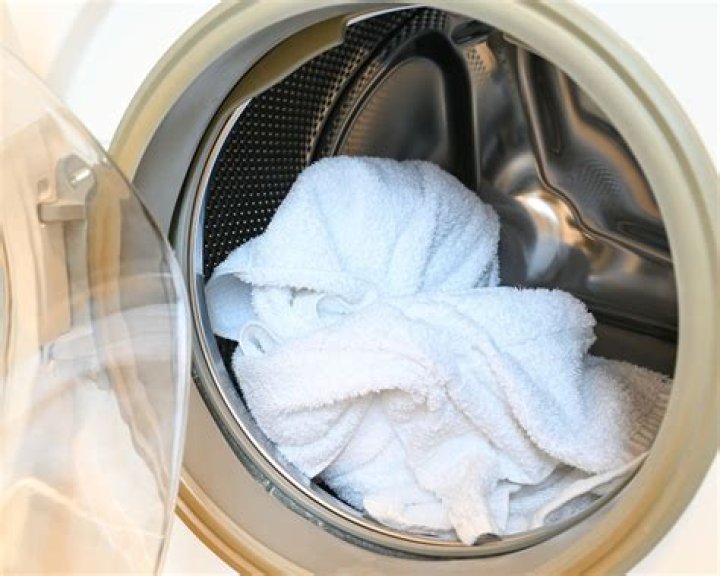 Are you supposed to wash new towels?
