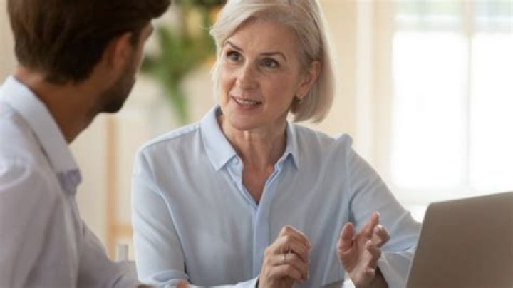 Can a female have a male mentor?