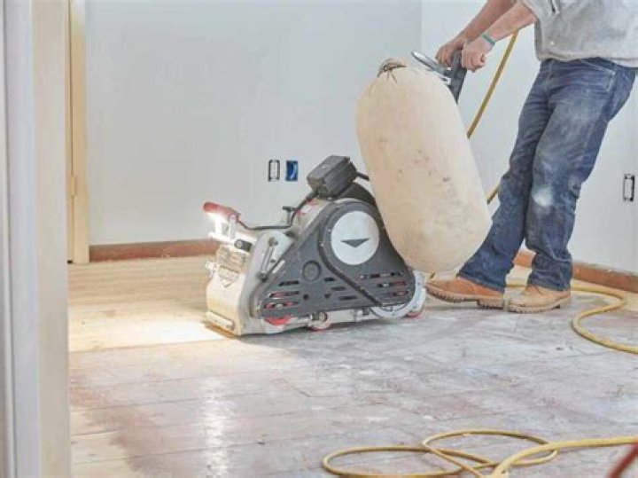 Can hand scraped hardwood floors be refinished?