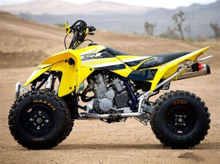 Can the Suzuki LTZ 400 quad sport run in the desert?