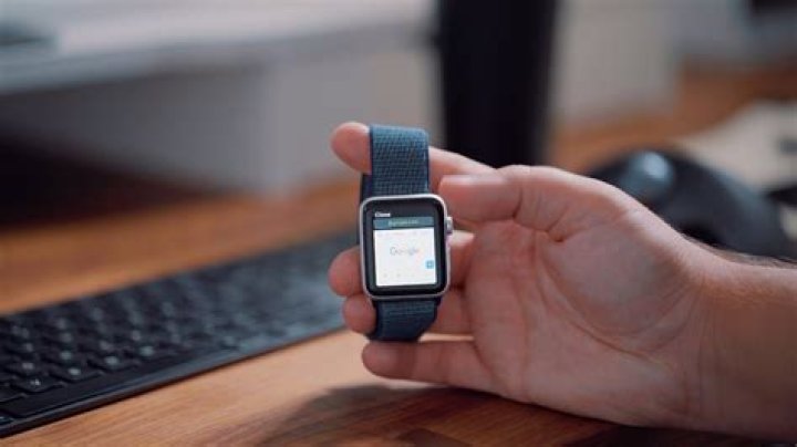 Can you browse the Internet on a smartwatch?