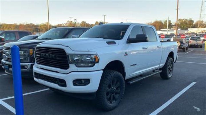 Can you fit 35s on stock Ram 2500?
