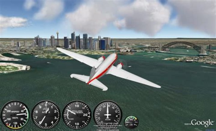 Can you fly a plane with Flight Simulator?