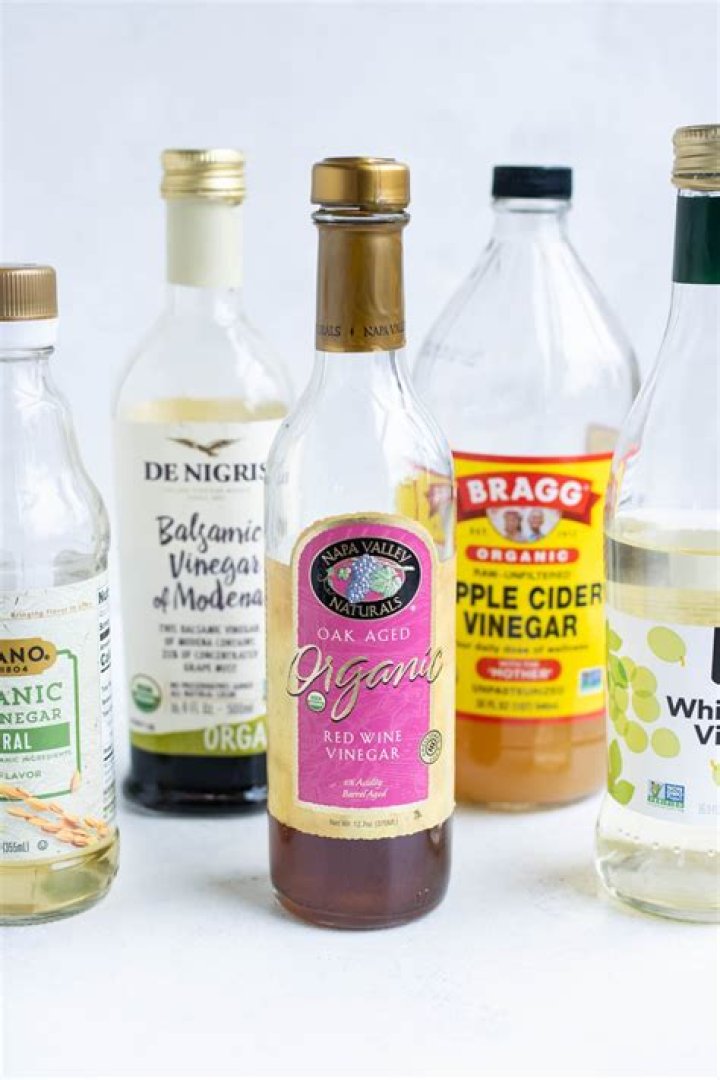 Can you mix olive oil and apple cider vinegar?