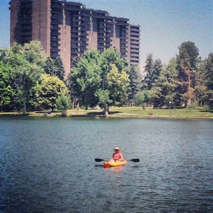 Can you swim at Washington Park Denver?