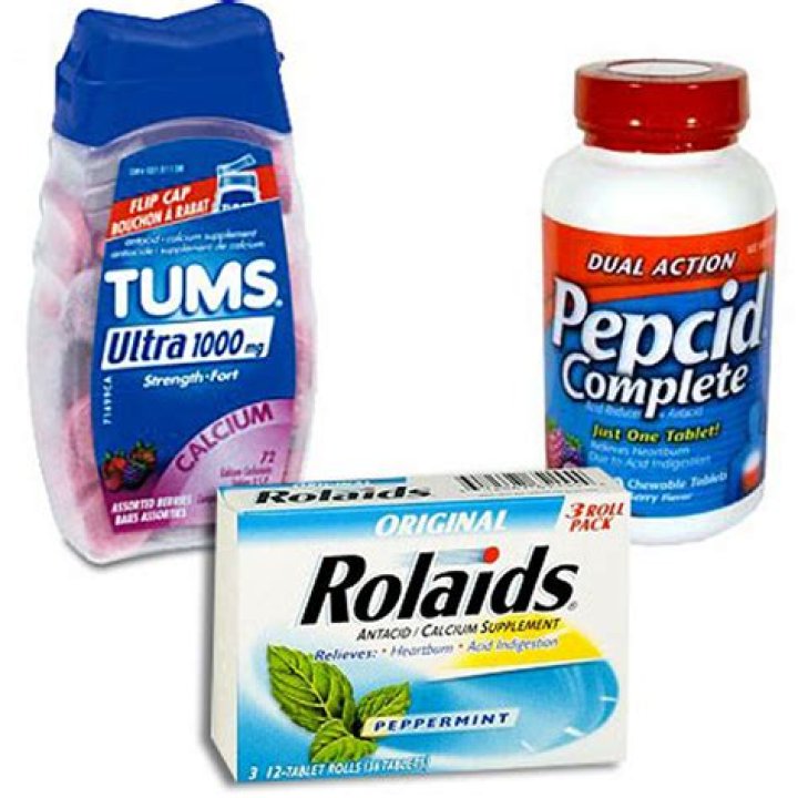 Can you take antacids with rabeprazole?