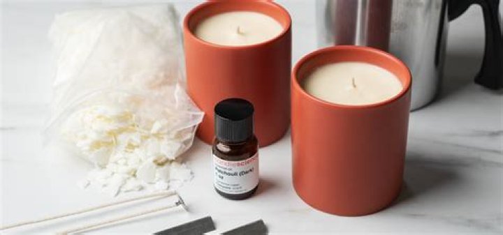 Can you use vegetable oil to make candles?