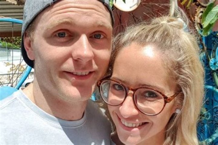 Did cat and Lawson break up?