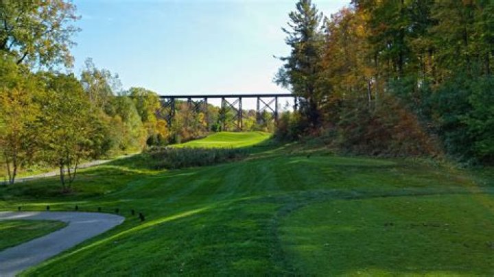 Did the golf course in Tillsonburg get fined?