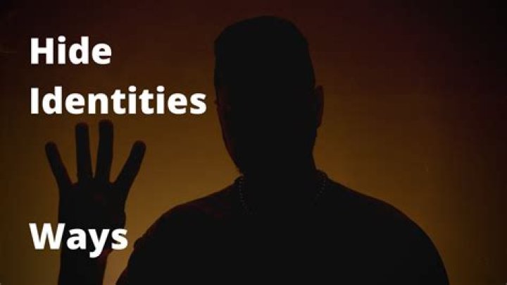 Do Para SF hide their identity?