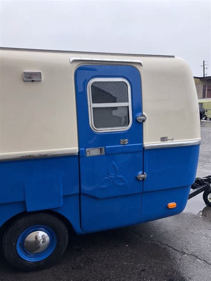Do Trillium trailers have toilets?