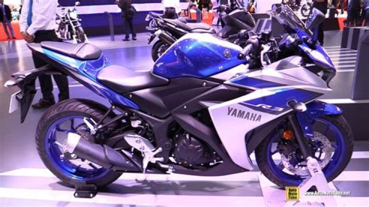 Does 2016 Yamaha R3 have abs?