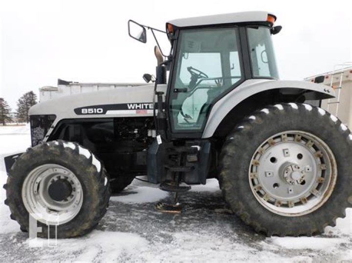 Does AGCO still make white tractors?