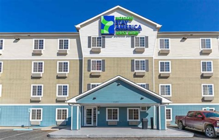Does Extended Stay America have free breakfast?