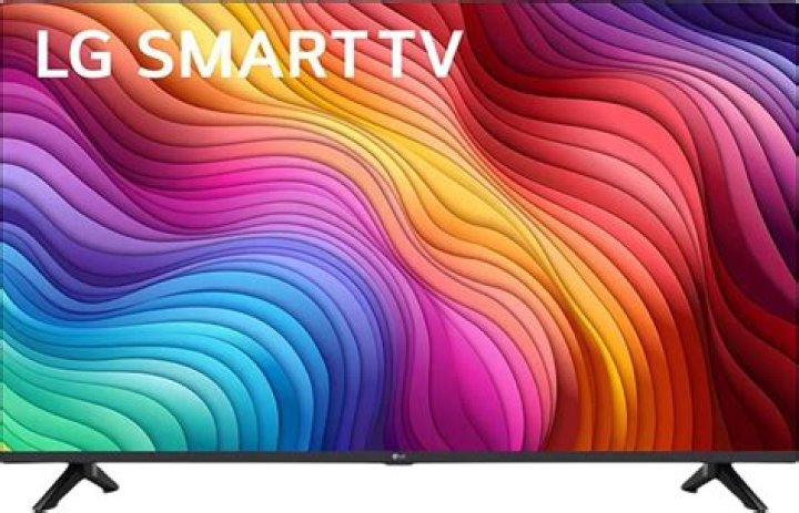 Does LG make 32 inch TV?