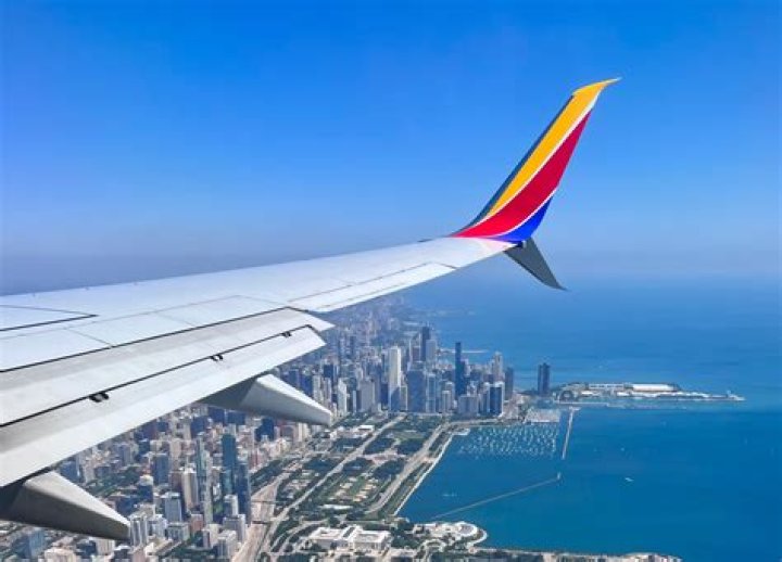 Does Southwest Airlines fly into Chicago?