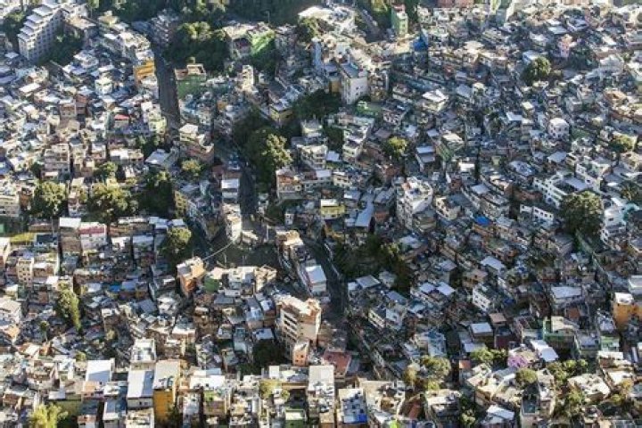 How can favelas improve life?