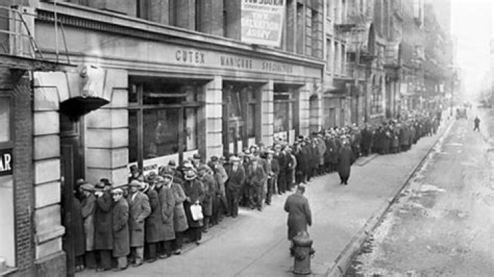 How did America recover from ww2?