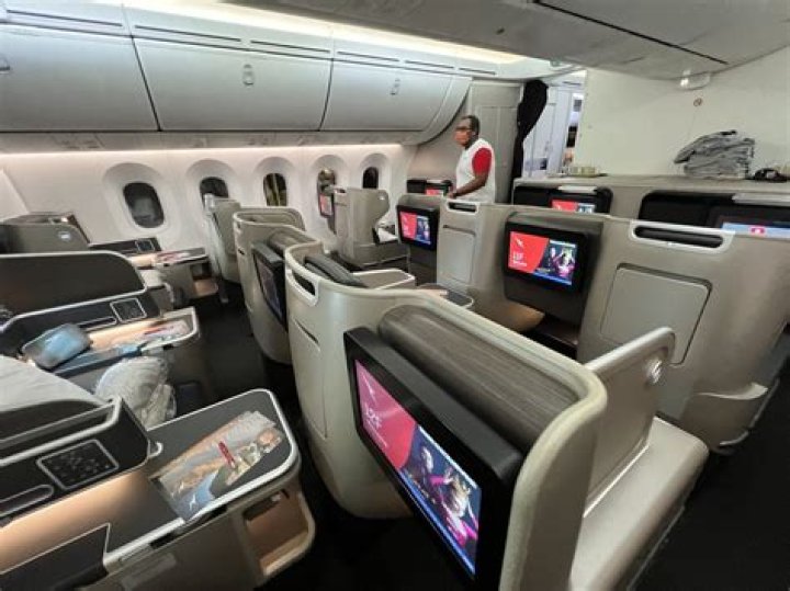 How do I call Qantas from overseas?