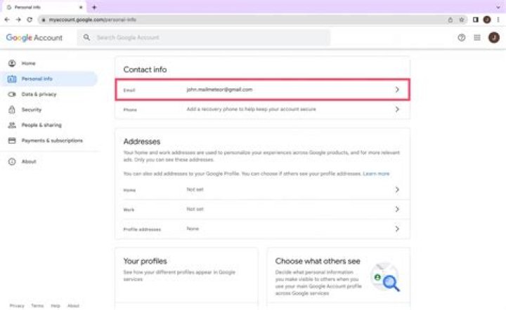 How do I change my download preferences in Firefox?
