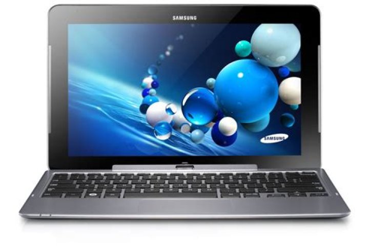 How do I format my Samsung Ativ Smart PC?