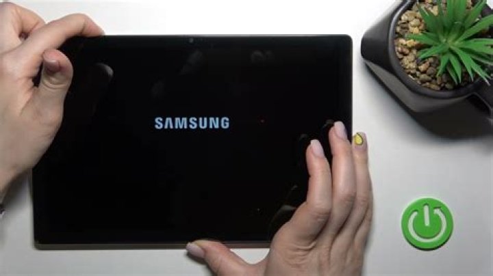 How do I turn on 3G on my Samsung tablet?