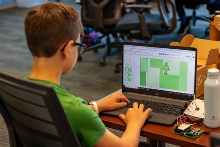 How do you code a Boe-Bot?