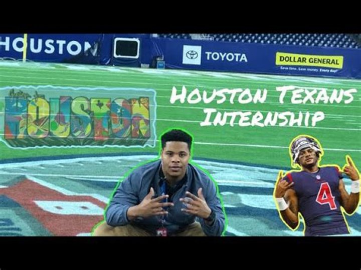 How do you get an internship for an NFL team?