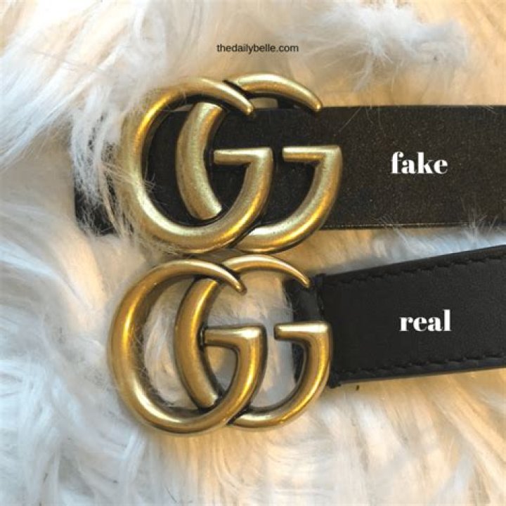How do you know if a Gucci belt is fake?