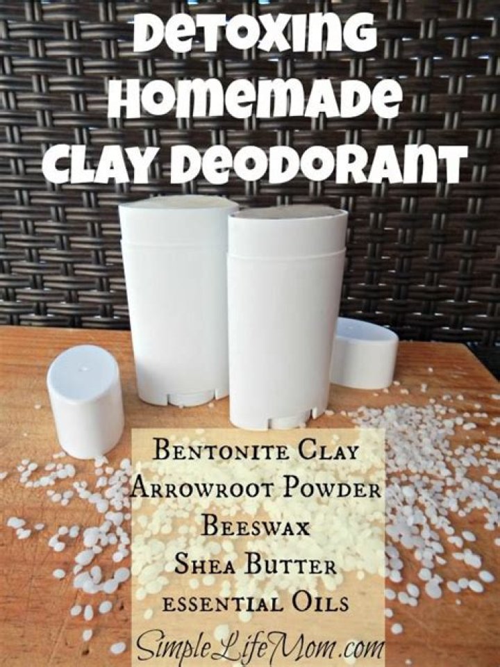 How do you make deodorant with bentonite clay?