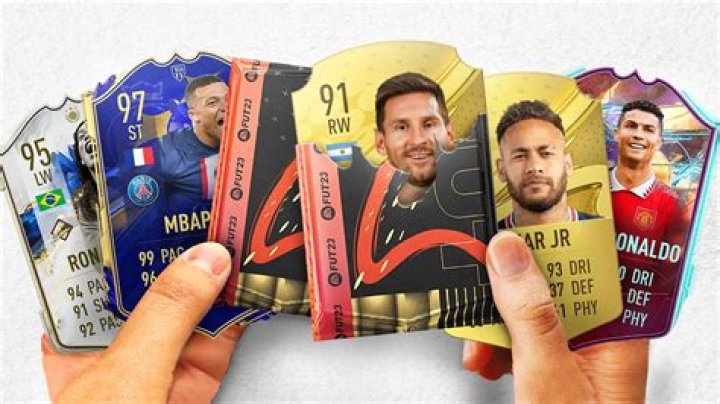 How do you open packs in Fut 21?