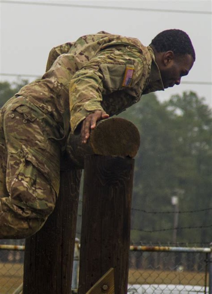 How do you physically prepare for air assault school?