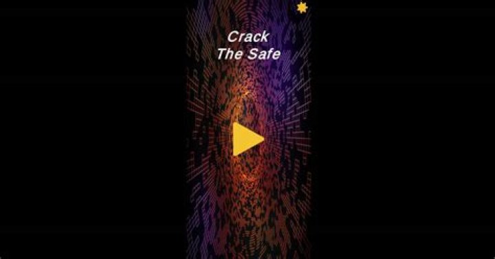 How do you play crack the safe?