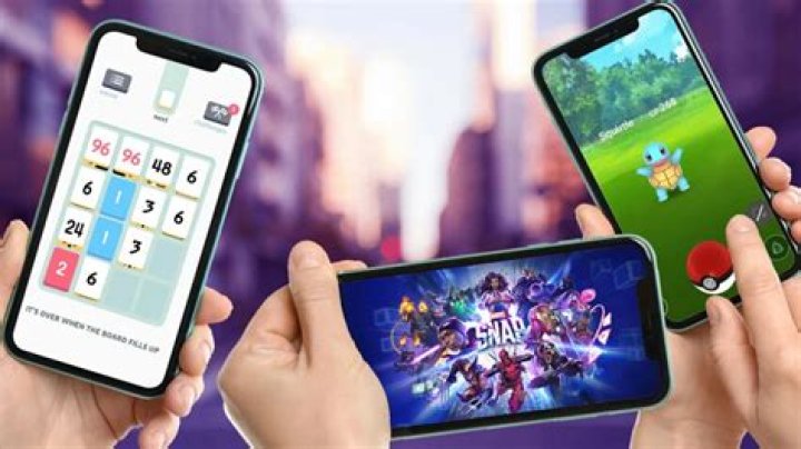 How do you play games with friends on iPhone?