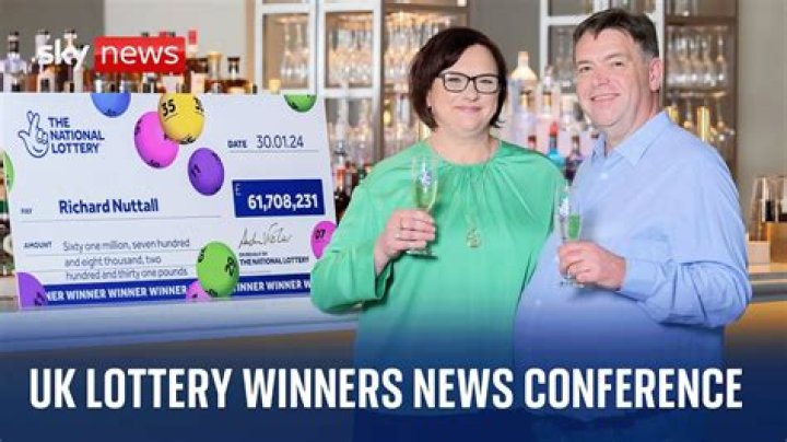 How do you play the UK lottery online?