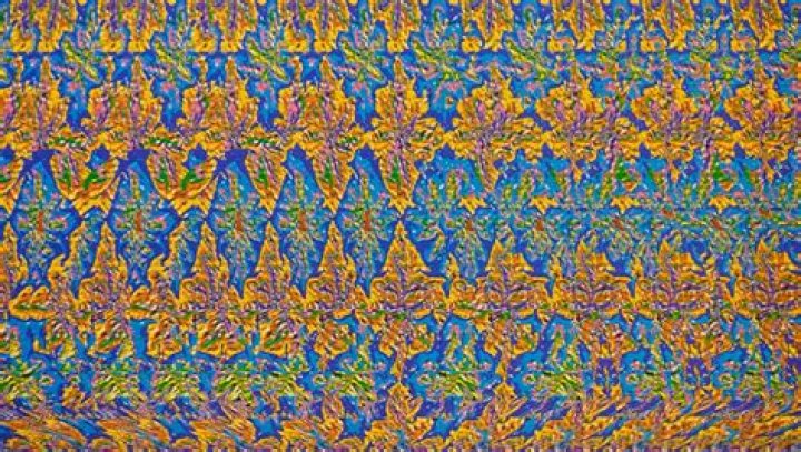 How do you see Magic Eye pictures?