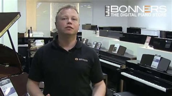 How do you test a digital piano before buying?