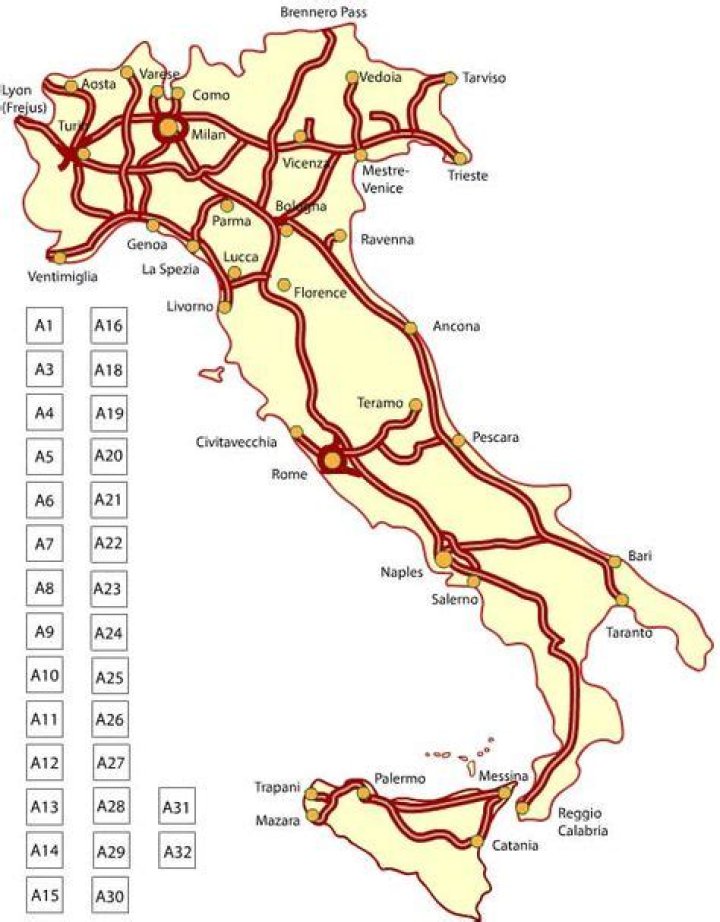 How does the Autostrada map work in Italy?
