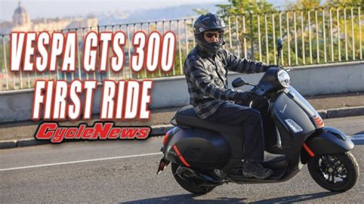 How fast does a Vespa GTS 300 Super go?