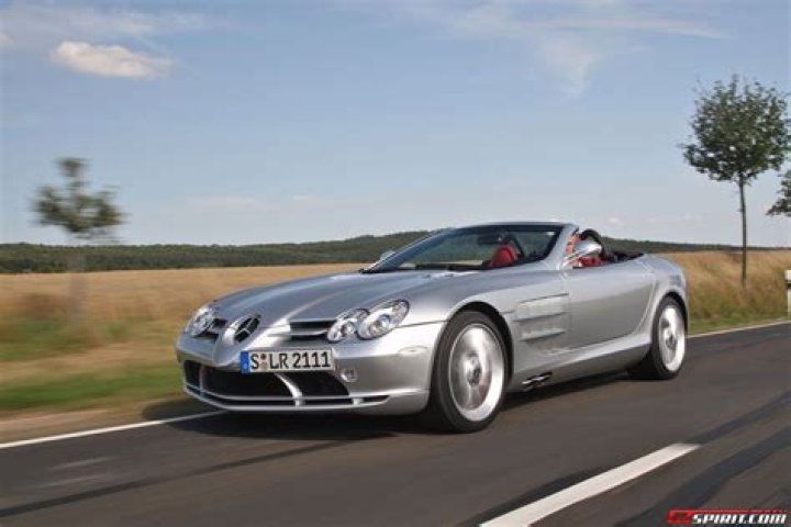 How fast is the Mercedes SLR McLaren?