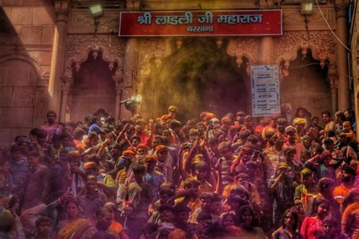 How is Lathmar Holi celebrated?