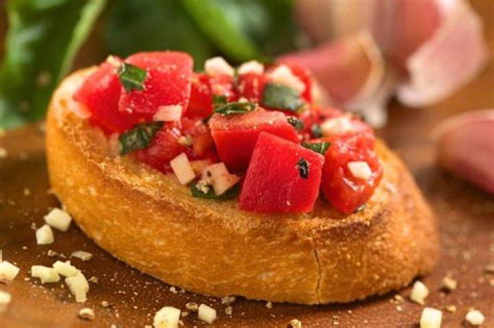 How long can you keep tomato bruschetta?