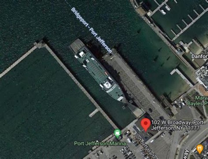 How long does the Port Jefferson Ferry take?