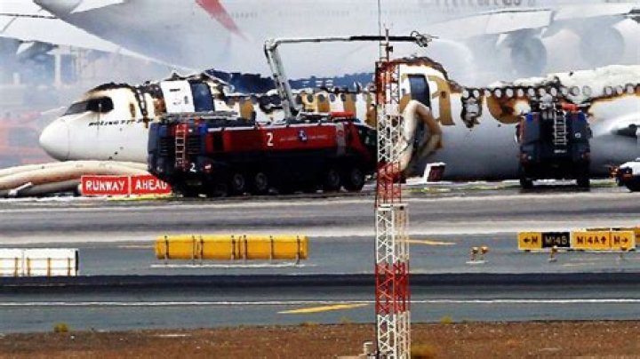How many 777 planes have crashed?