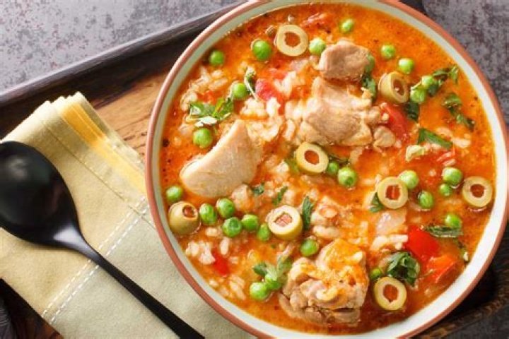 How many calories are in Asopao de pollo?