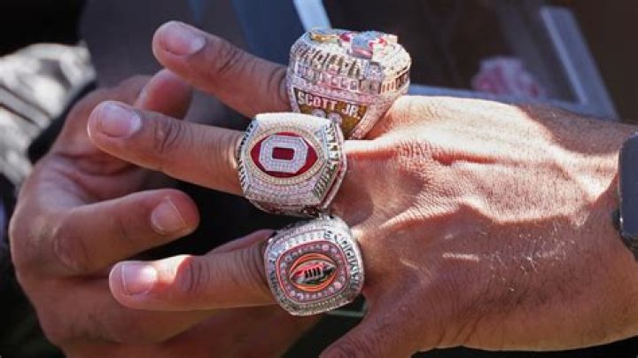 How many championship rings does FSU have?